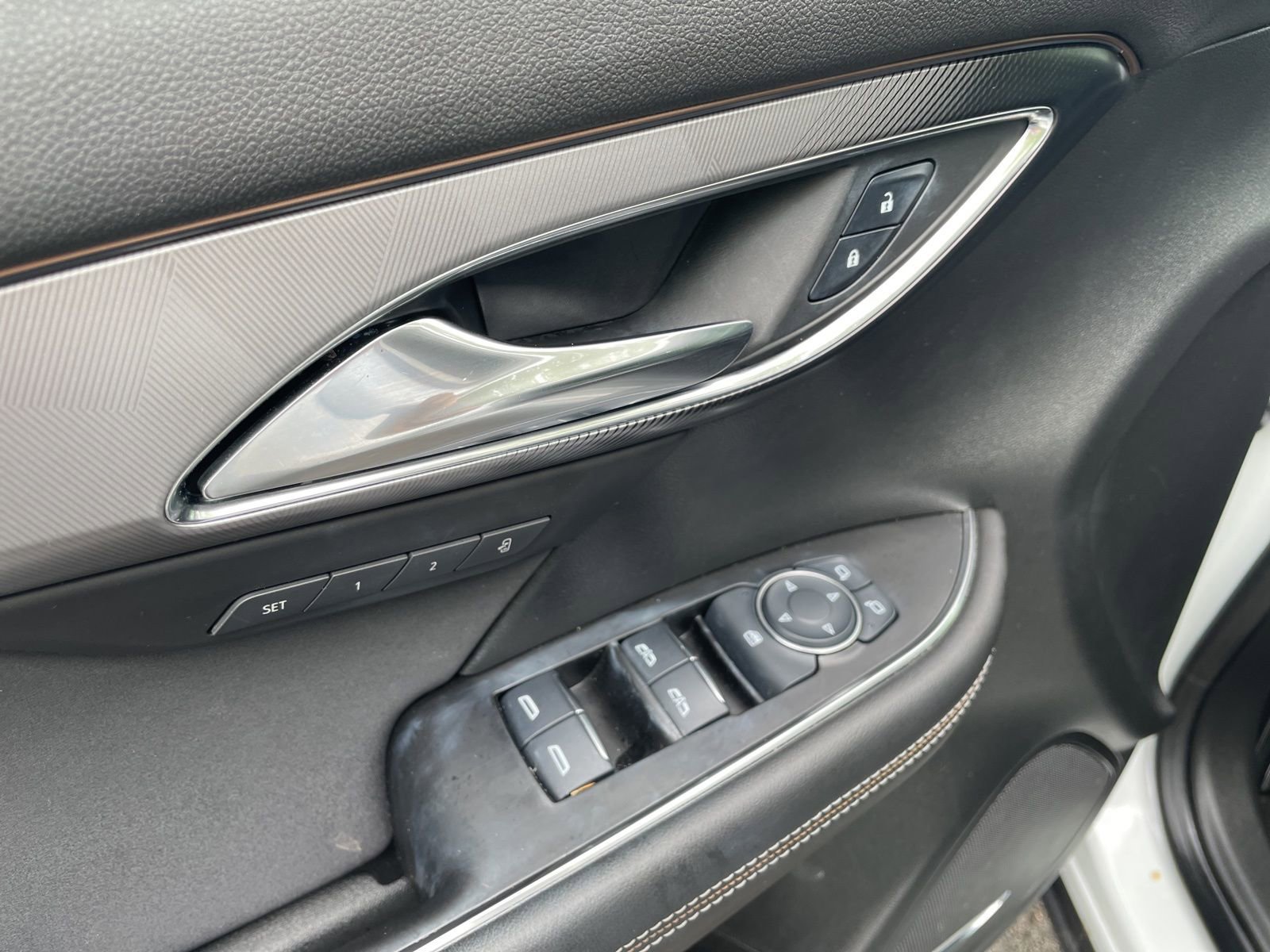 Used 2024 Buick Envision Sport Touring image 13