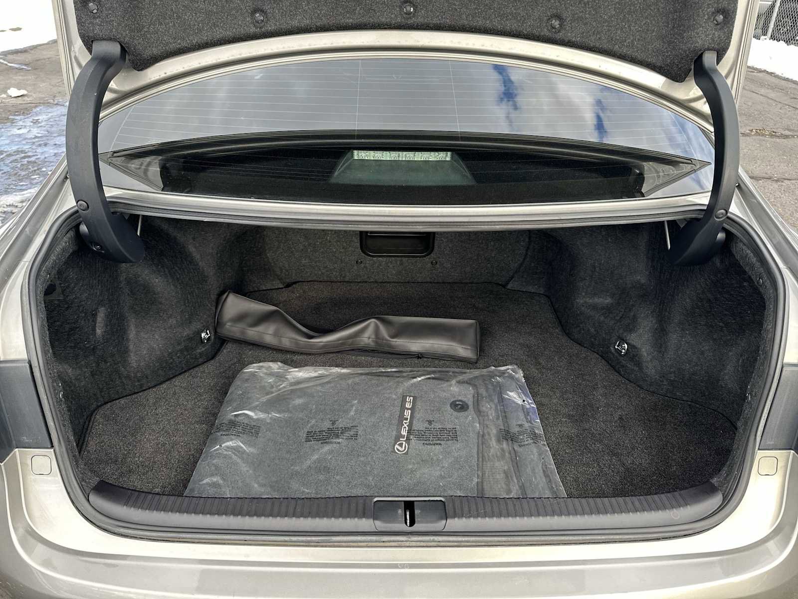 Used 2017 Lexus ES 350 image 19