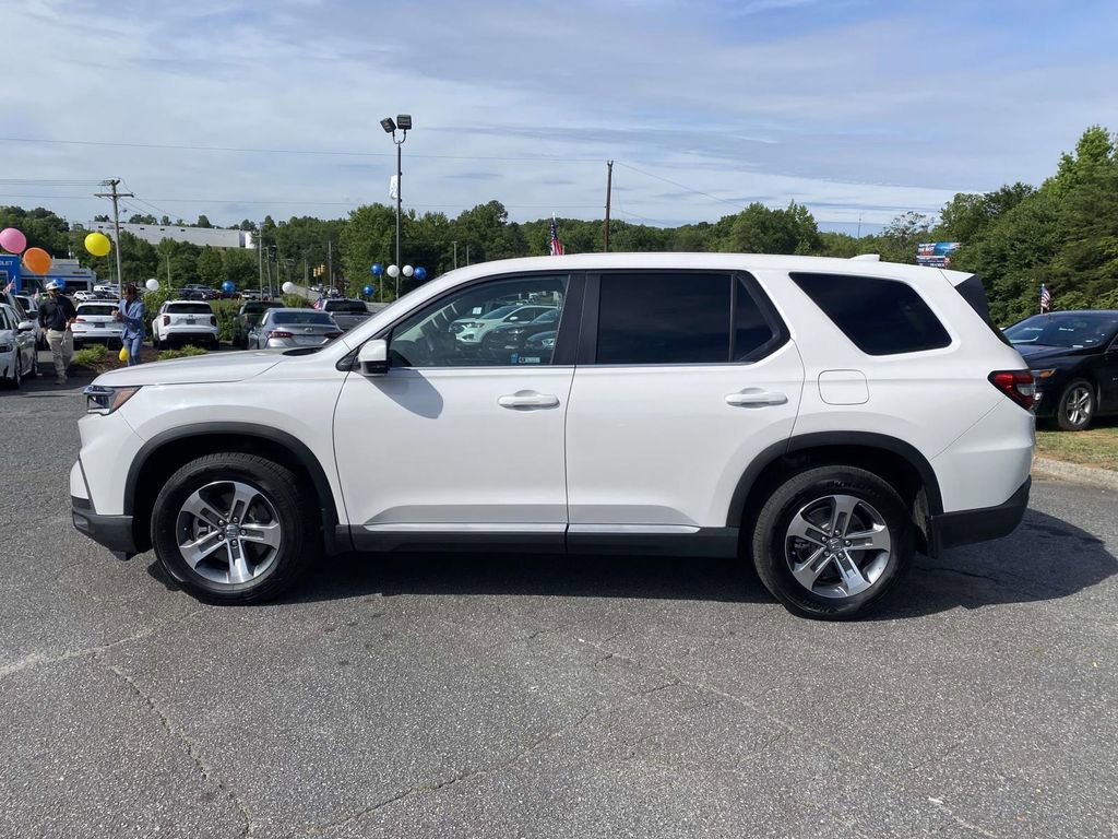 Certified 2025 Honda Pilot EX-L image 2