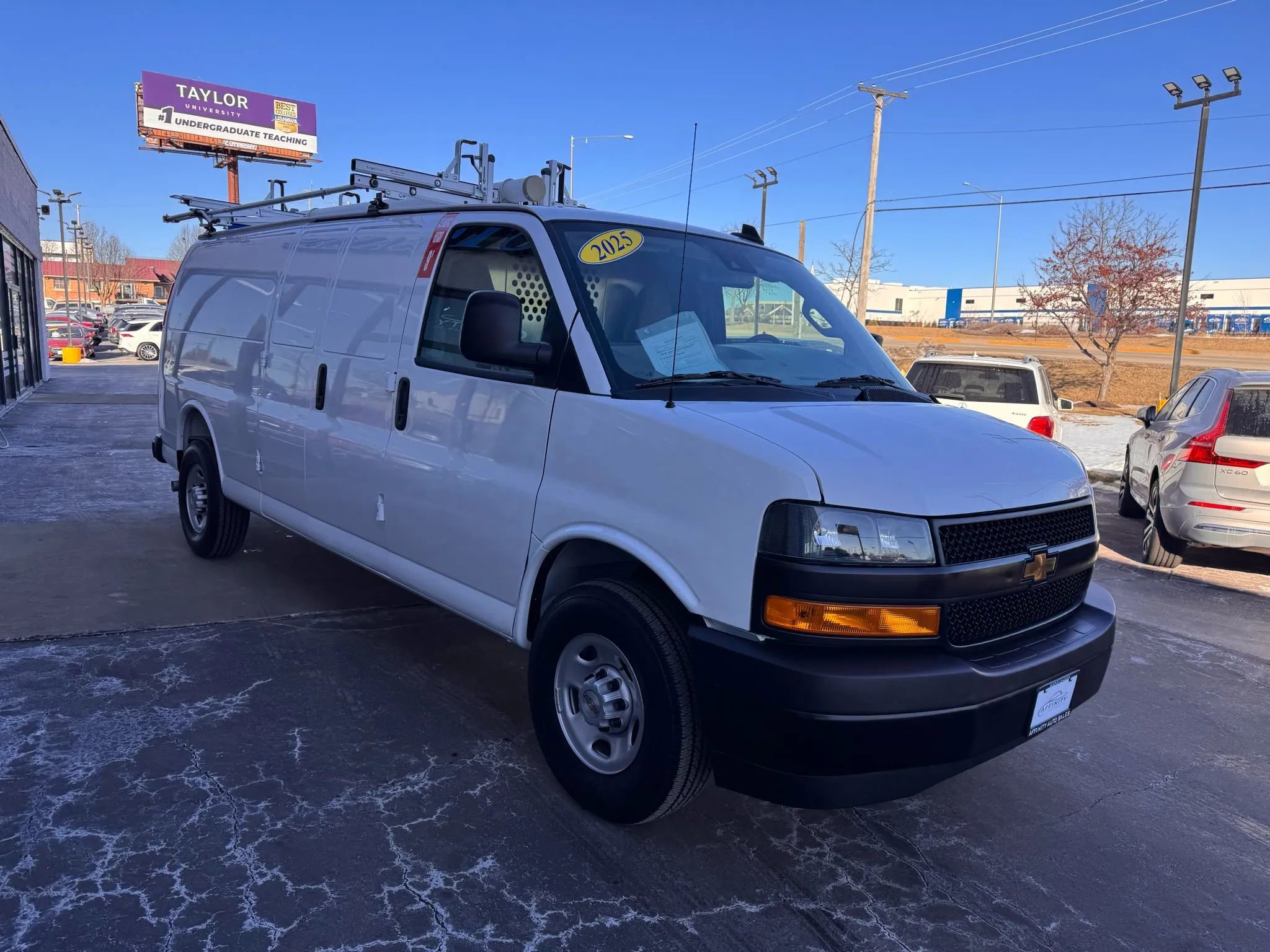 Used 2025 Chevrolet Express 2500 Extended w/ Communications Package RWD image 7