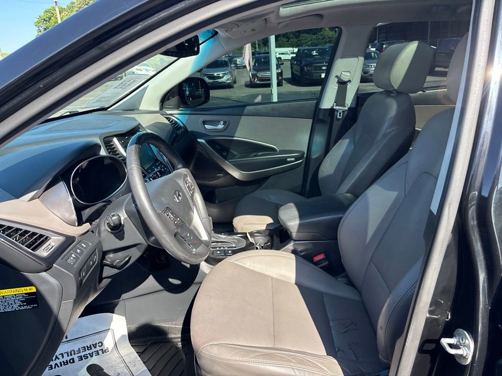 Used 2015 Hyundai Santa Fe Limited w/ Option Group 04 FWD image 18