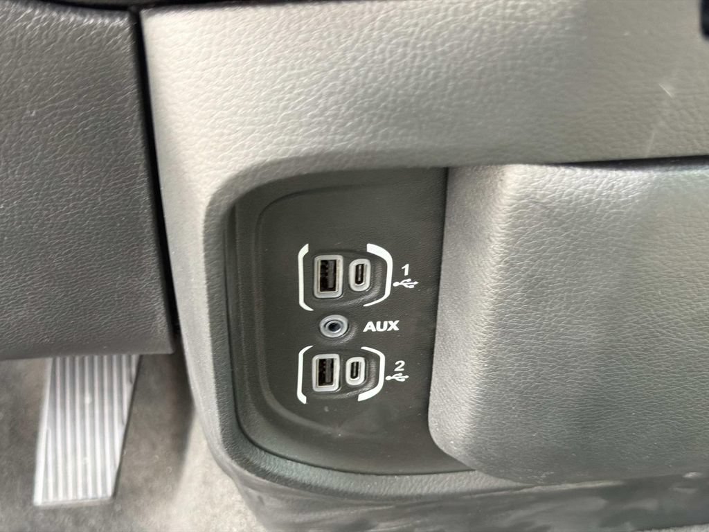 Used 2024 RAM 1500 Tradesman AWD/4WD image 29