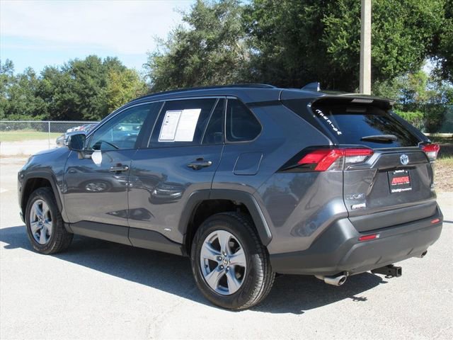 Used 2022 Toyota RAV4 XLE image 4