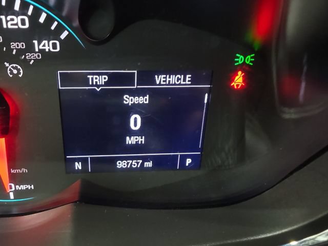 Used 2019 Chevrolet Trax LT w/ LT Convenience Package FWD image 11