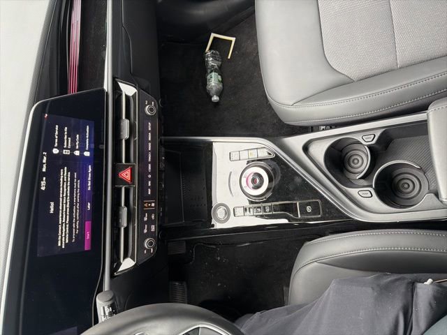 Used 2025 Kia Niro Wind w/ Wind Preserve Package image 14