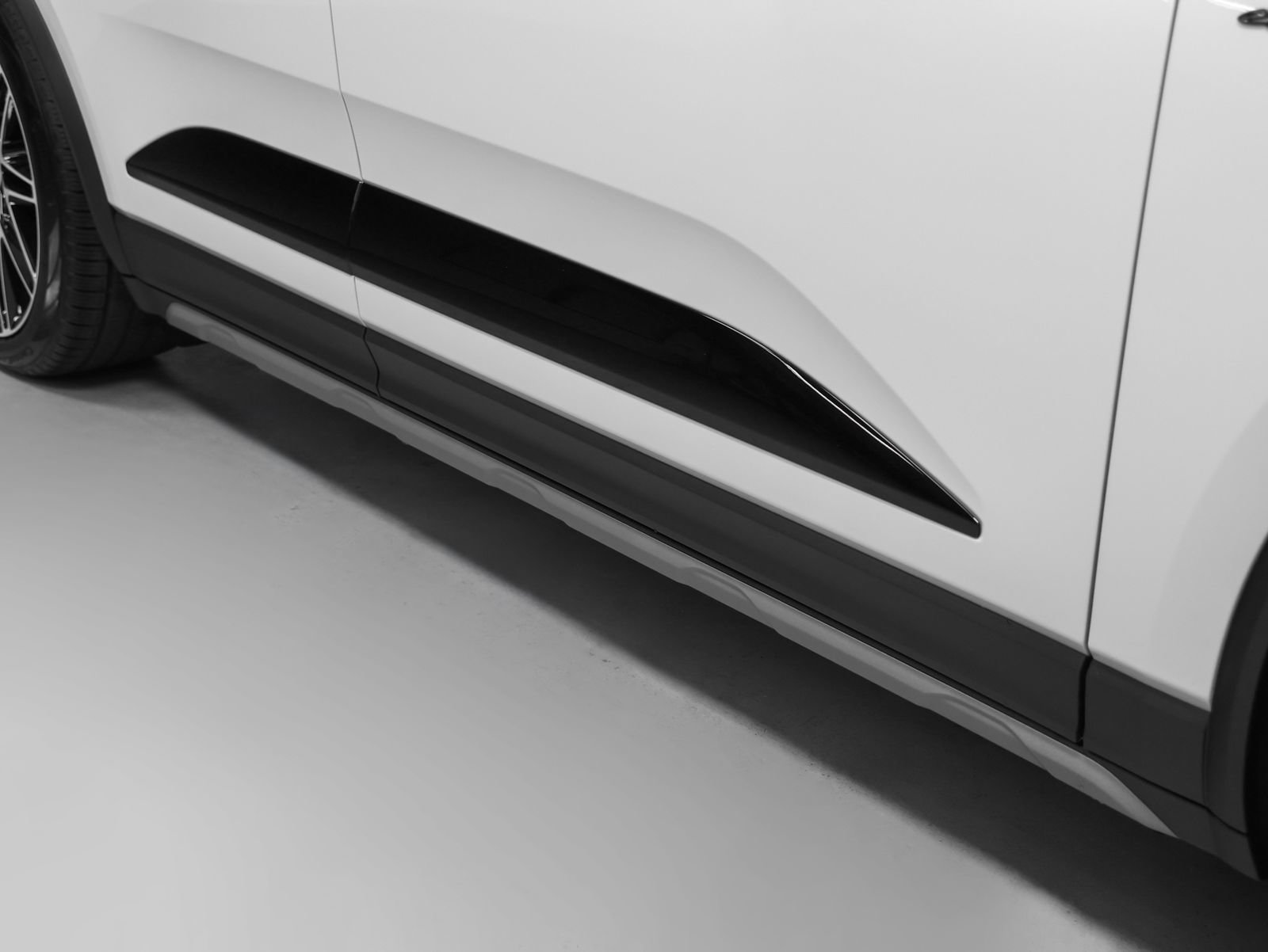 New 2026 Porsche Macan 4 Electric AWD/4WD image 15