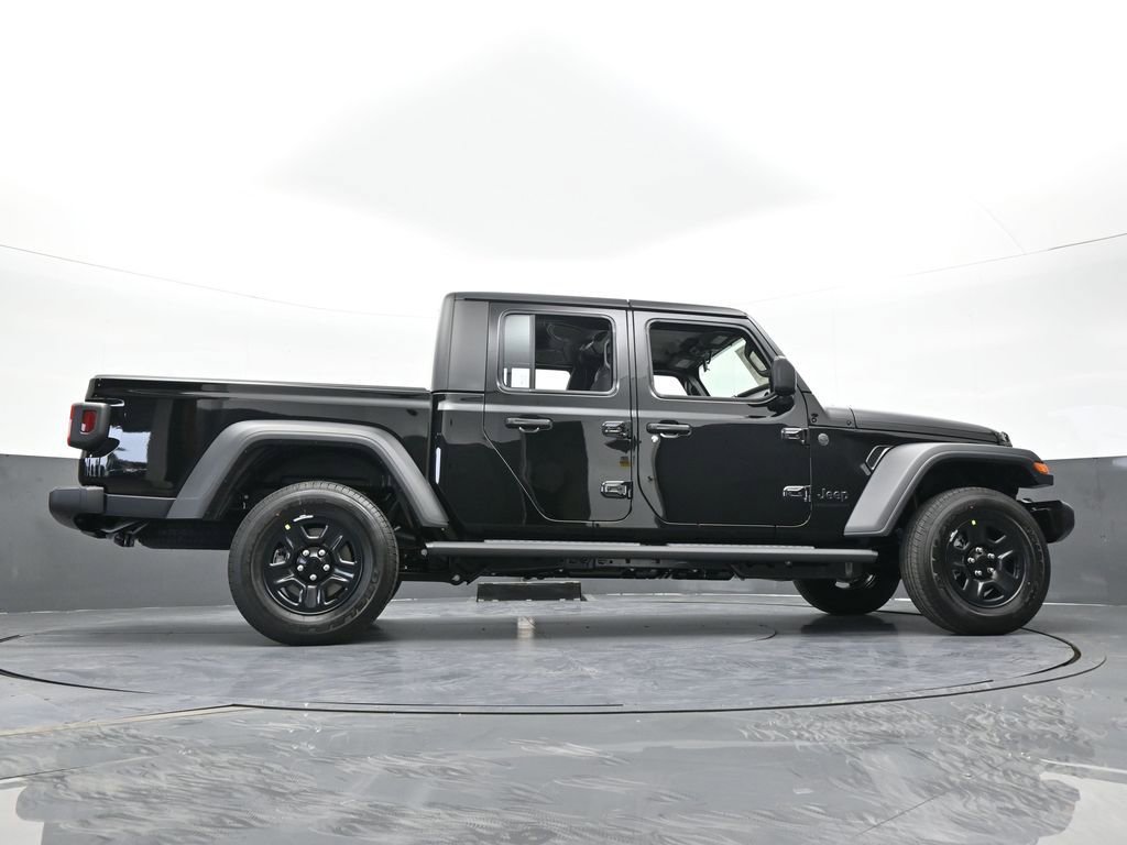 New 2026 Jeep Gladiator Sport AWD/4WD image 56