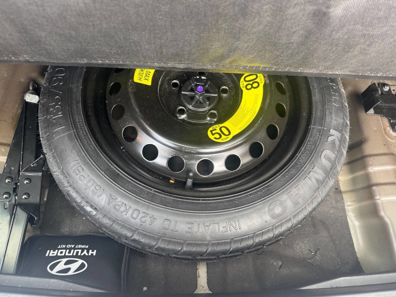 Used 2019 Hyundai Tucson SE image 18