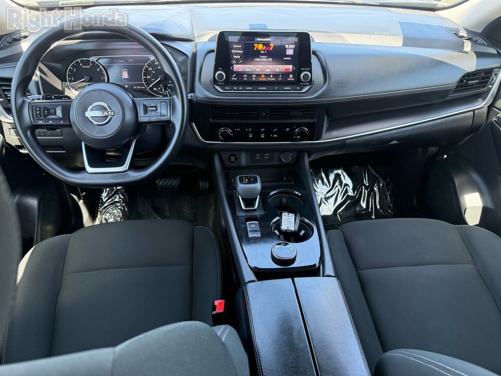 Used 2024 Nissan Rogue S image 28