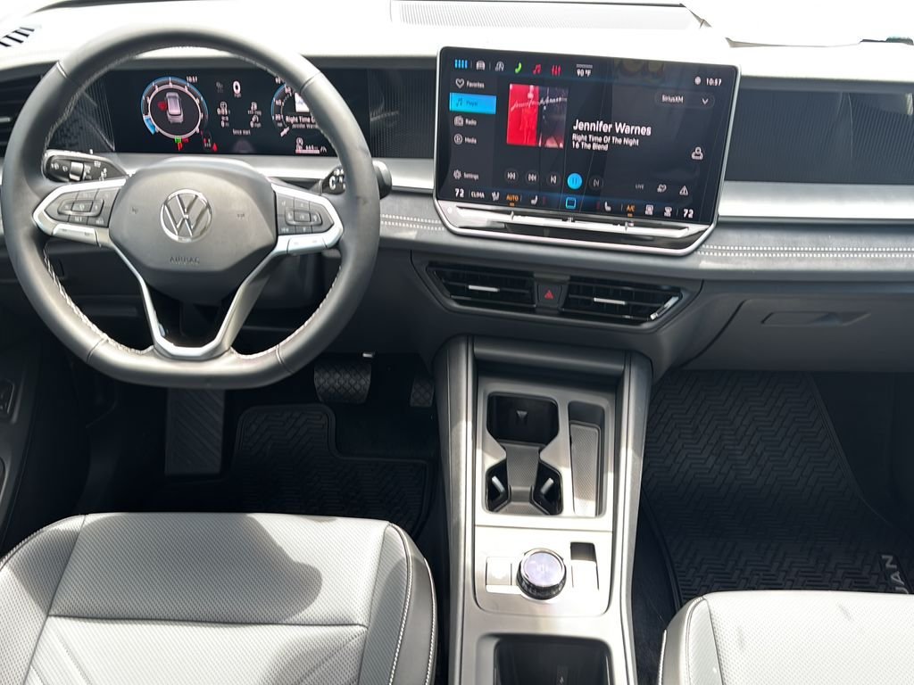 New 2026 Volkswagen Tiguan SE AWD/4WD image 17