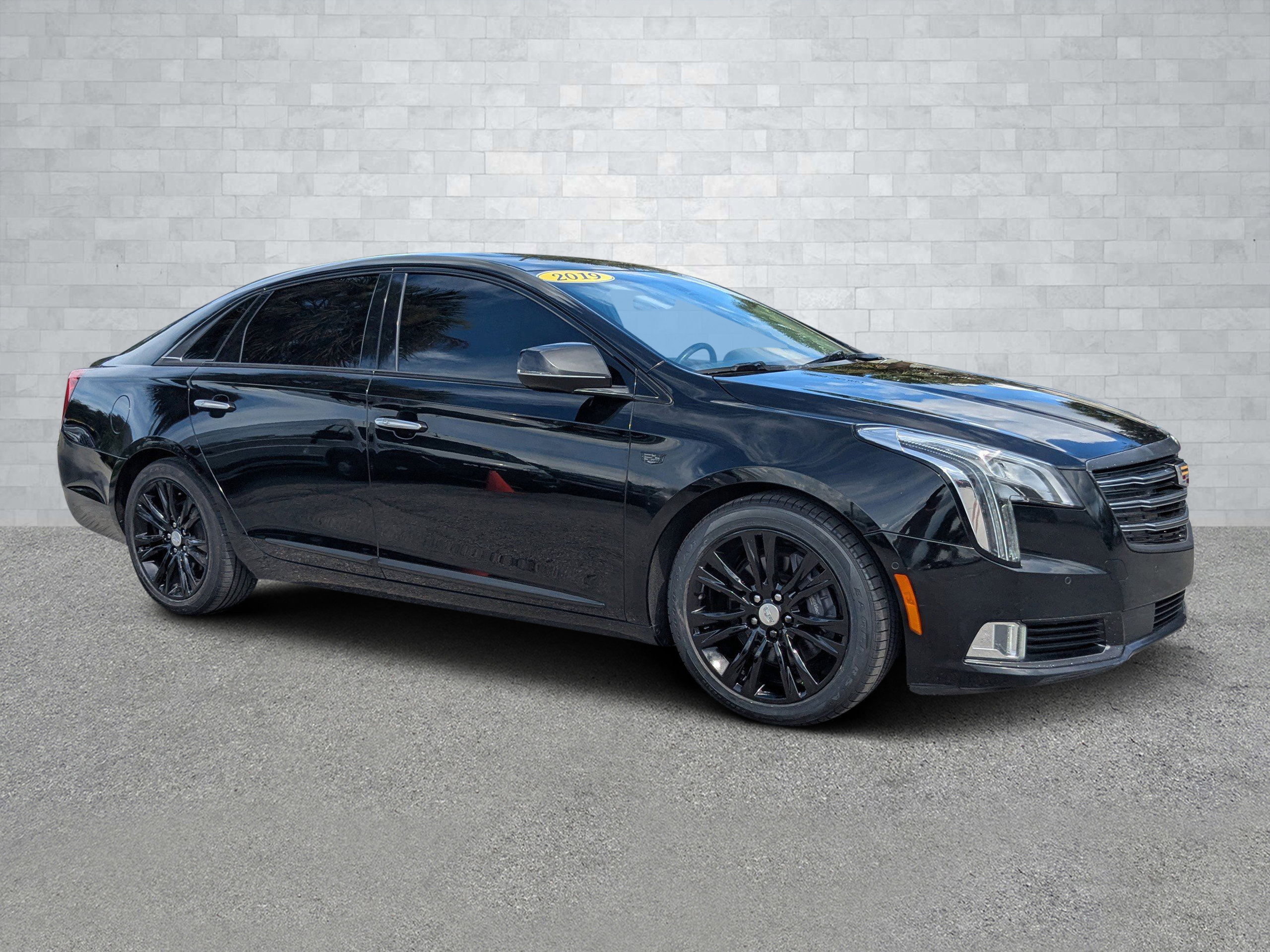 Used 2019 Cadillac XTS Luxury image 1