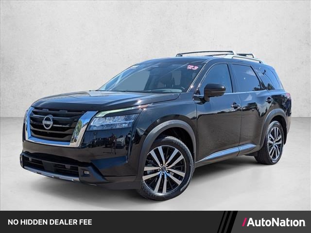 Used 2023 Nissan Pathfinder Platinum FWD image 1