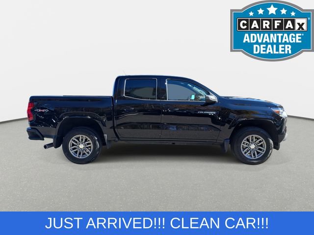 Used 2023 Chevrolet Colorado LT w/ LT Convenience Package II AWD/4WD image 4