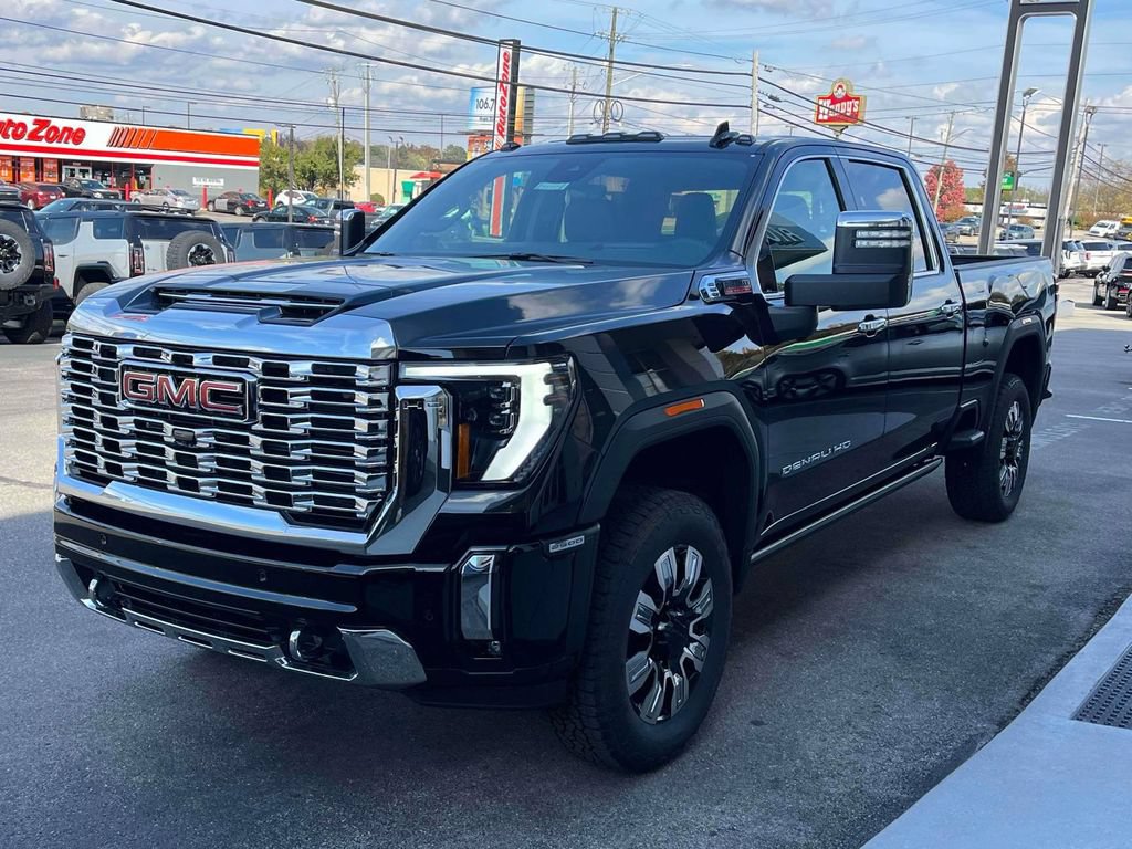New 2026 GMC Sierra 2500 Denali w/ Denali Reserve Package AWD/4WD image 7