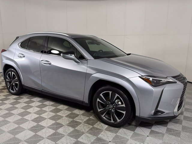Used 2025 Lexus UX 300h FWD w/ Accessory Package (Z2) image 11
