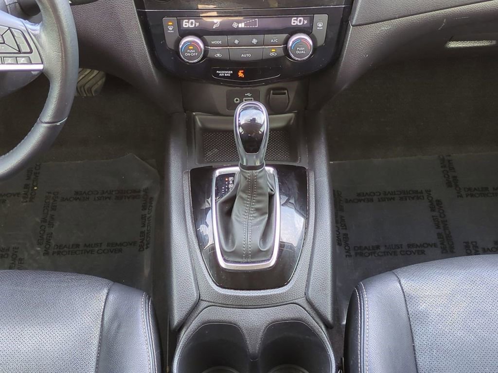 Certified 2020 Nissan Rogue SV image 19