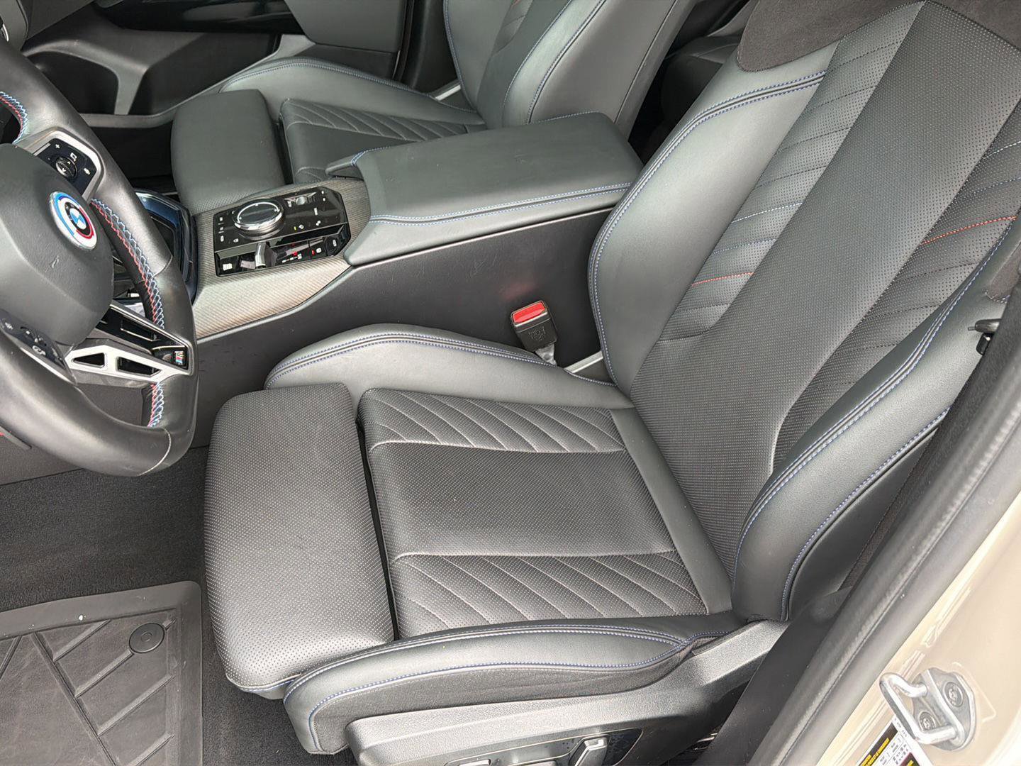 Certified 2025 BMW X3 M50 w/ Premium Package AWD/4WD image 29