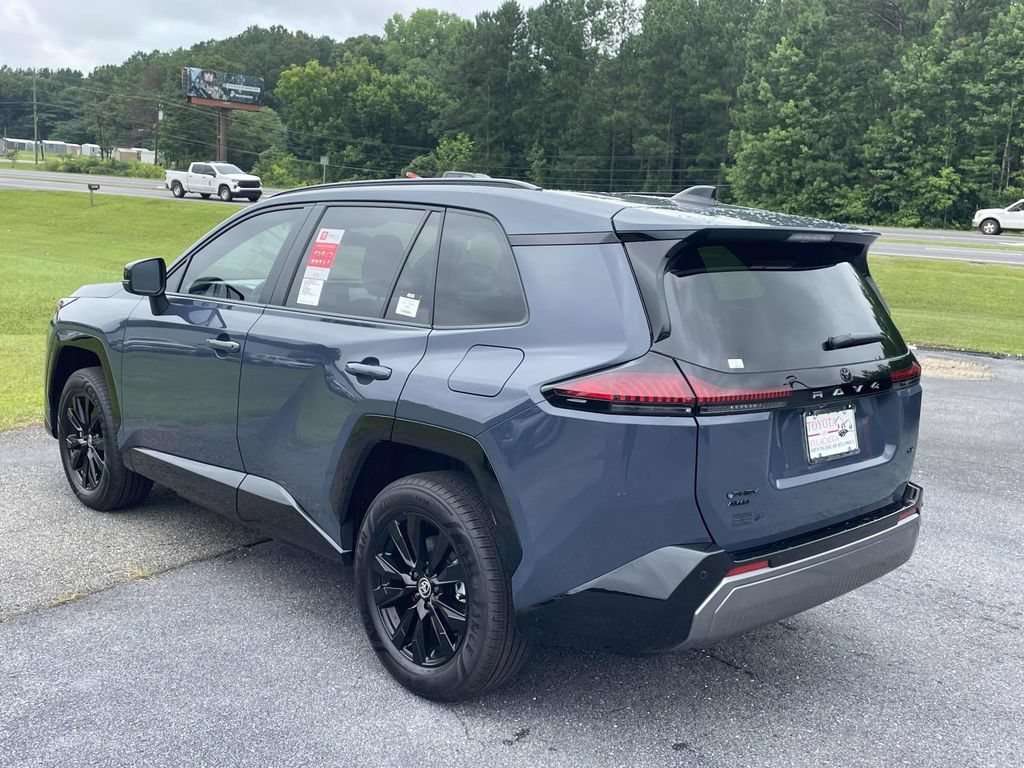 Used 2026 Toyota RAV4 SE AWD/4WD image 3
