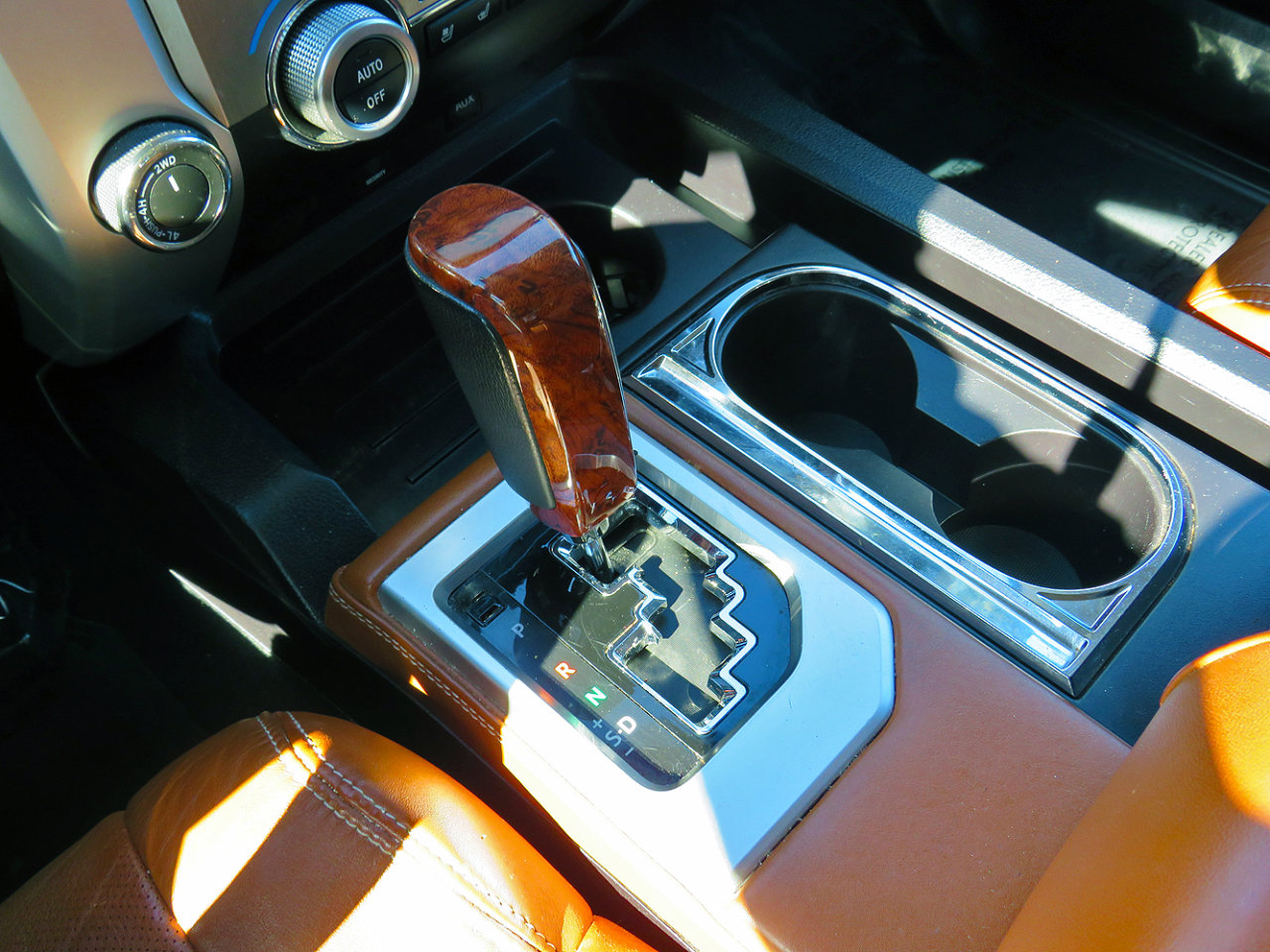 Used 2015 Toyota Tundra 1794 Edition image 20