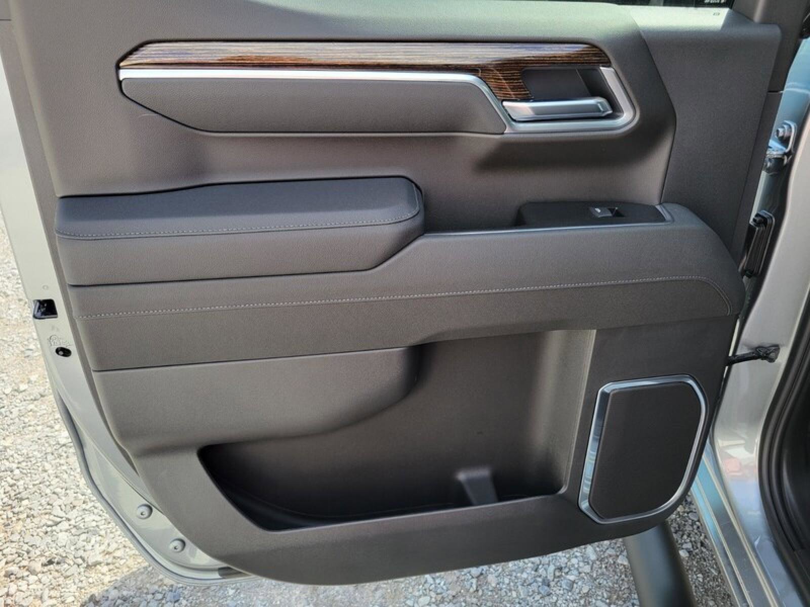 New 2026 GMC Sierra 1500 Elevation w/ Elevation Select Package image 26