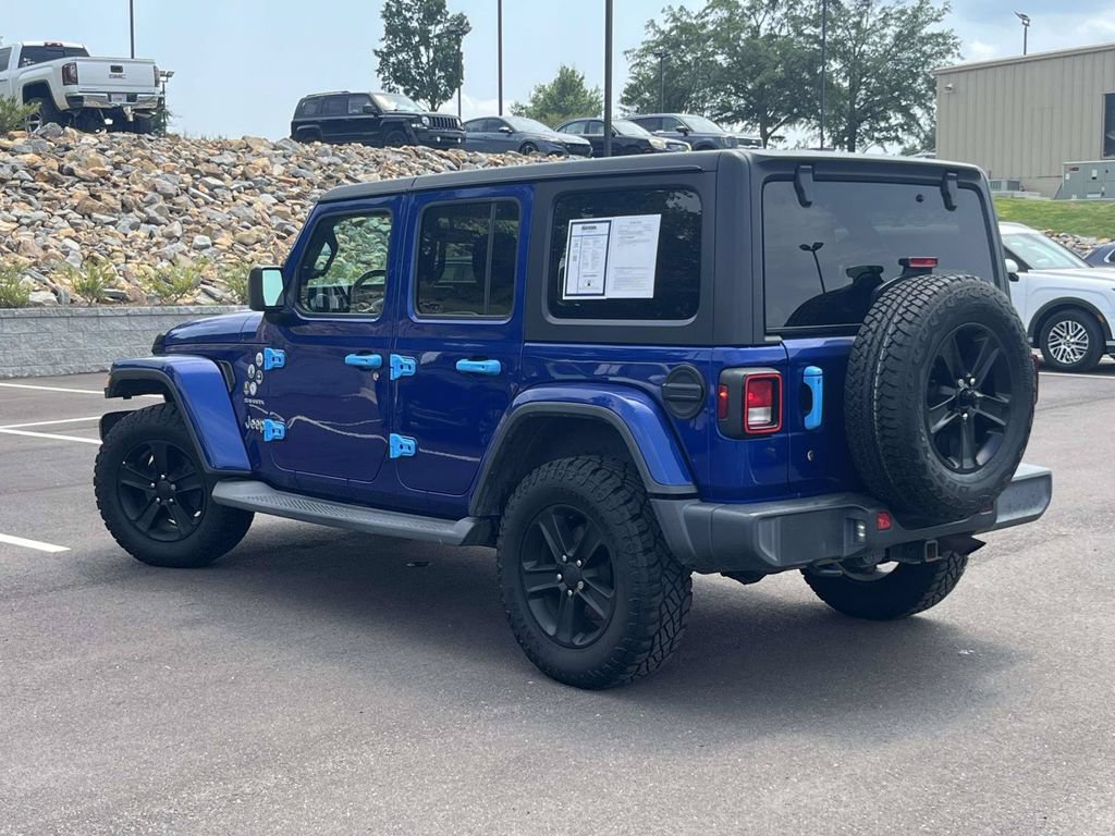 Used 2019 Jeep Wrangler Unlimited Sahara w/ Cold Weather Group AWD/4WD image 5
