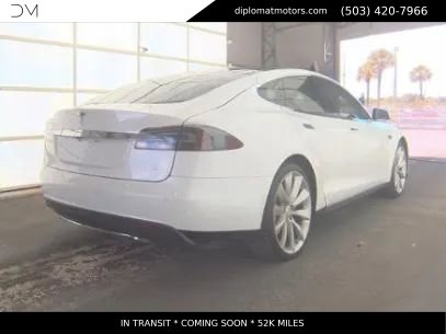 Used 2014 Tesla Model S 85 RWD image 4