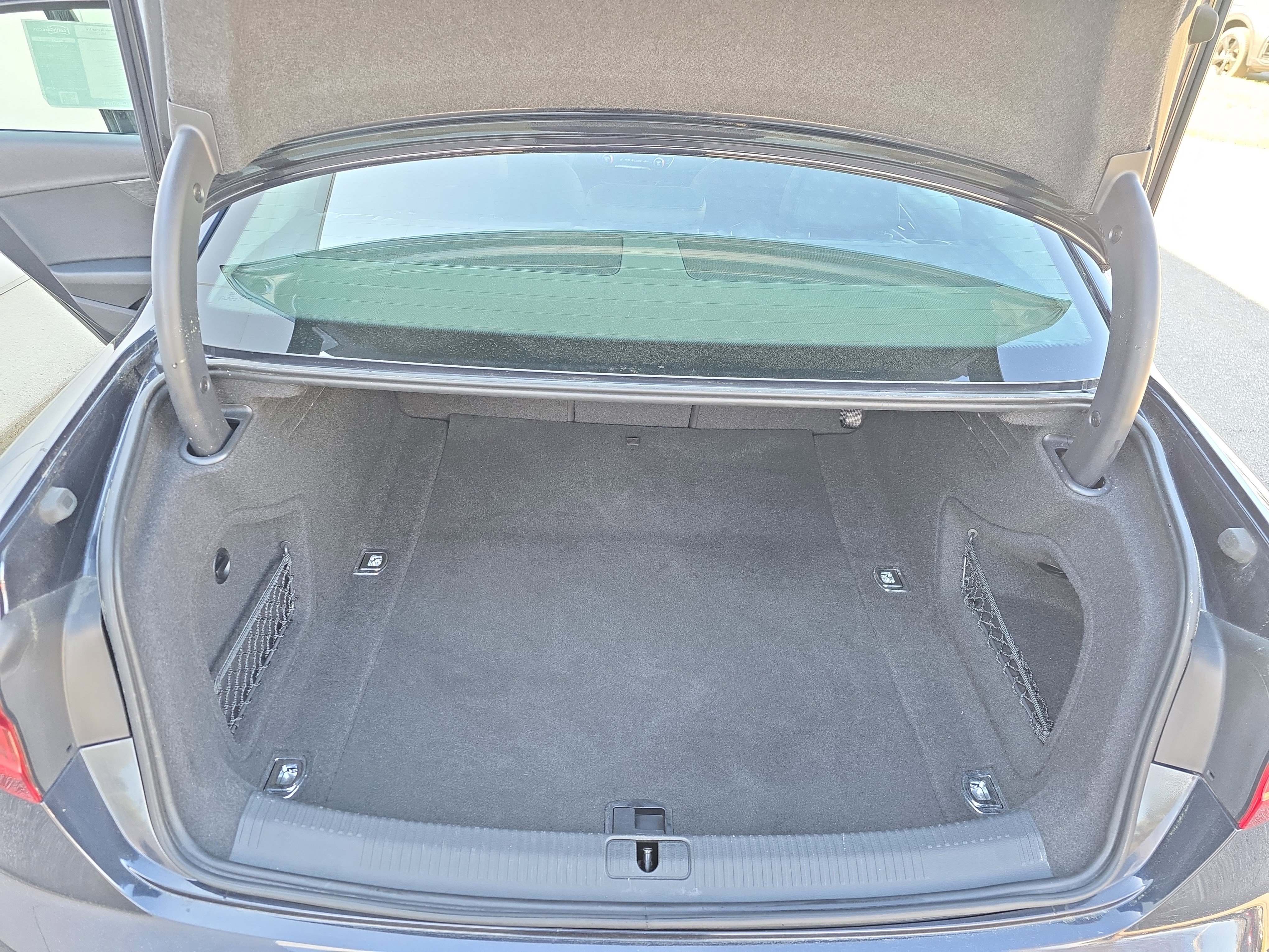 Used 2018 Audi A4 2.0T Premium image 12