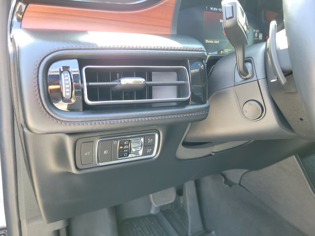 Certified 2022 Lincoln Aviator Reserve w/ Equipment Group 201A RWD image 18
