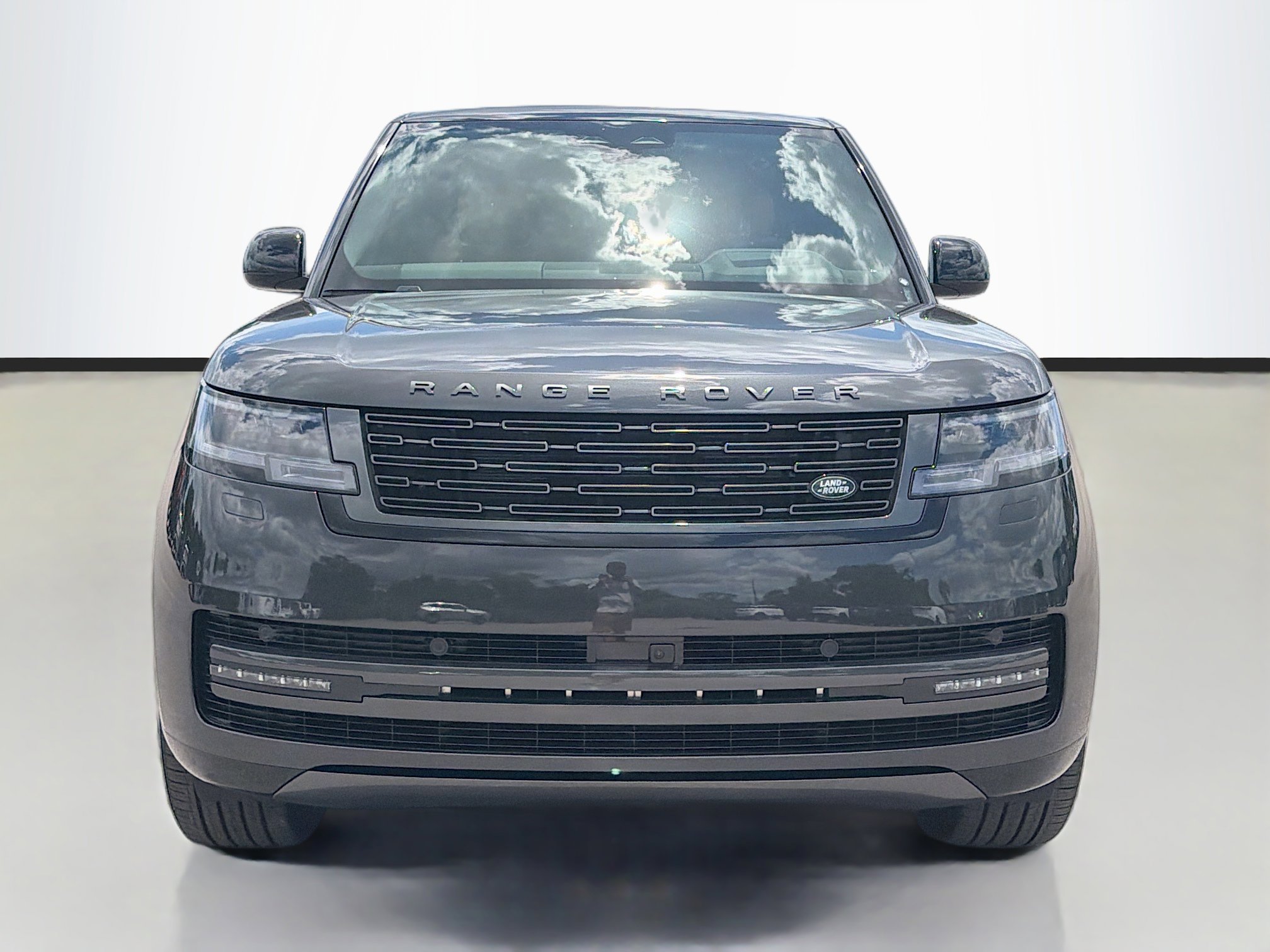 New 2026 Land Rover Range Rover Long Wheelbase SE AWD/4WD image 8