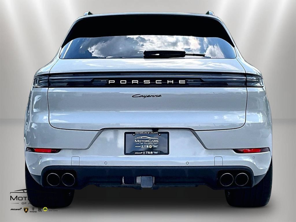 Used 2026 Porsche Cayenne AWD/4WD image 4