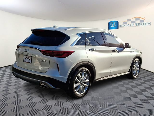 Used 2019 INFINITI QX50 Essential w/ Premium Heat Package AWD/4WD image 6