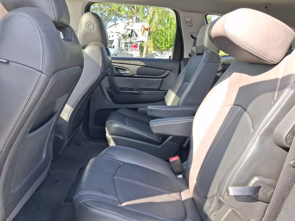 Used 2016 Chevrolet Traverse LT FWD image 26