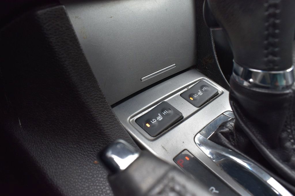 Used 2013 Acura ILX w/ Technology Package FWD image 32