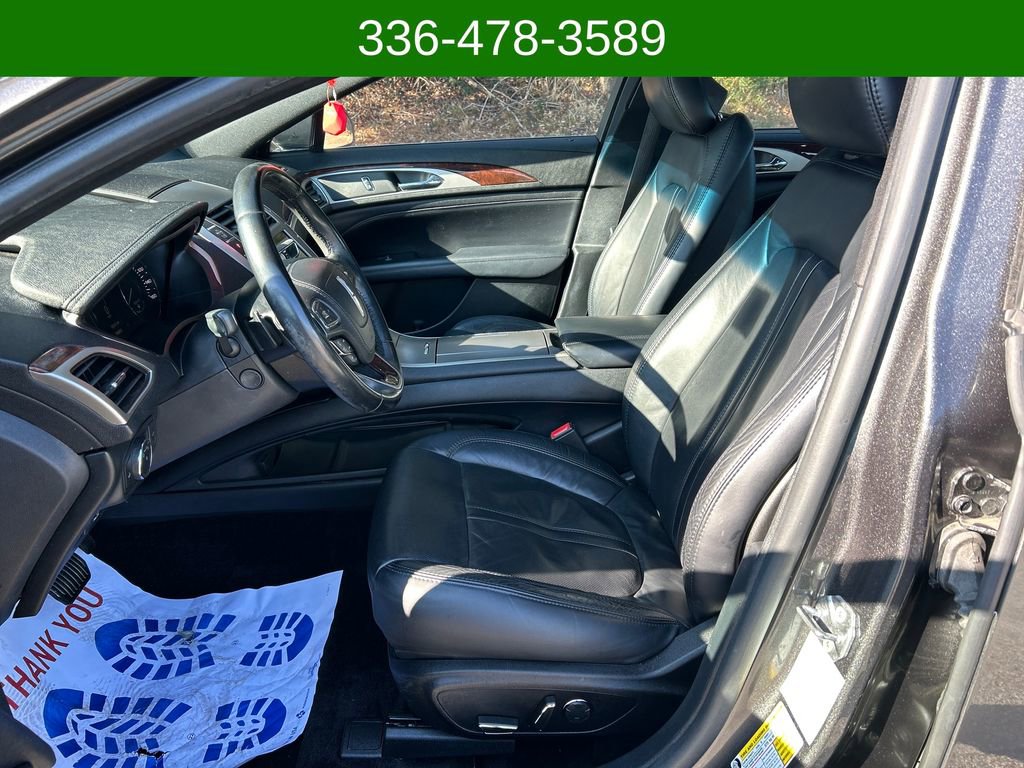 Used 2017 Lincoln MKZ Reserve image 9