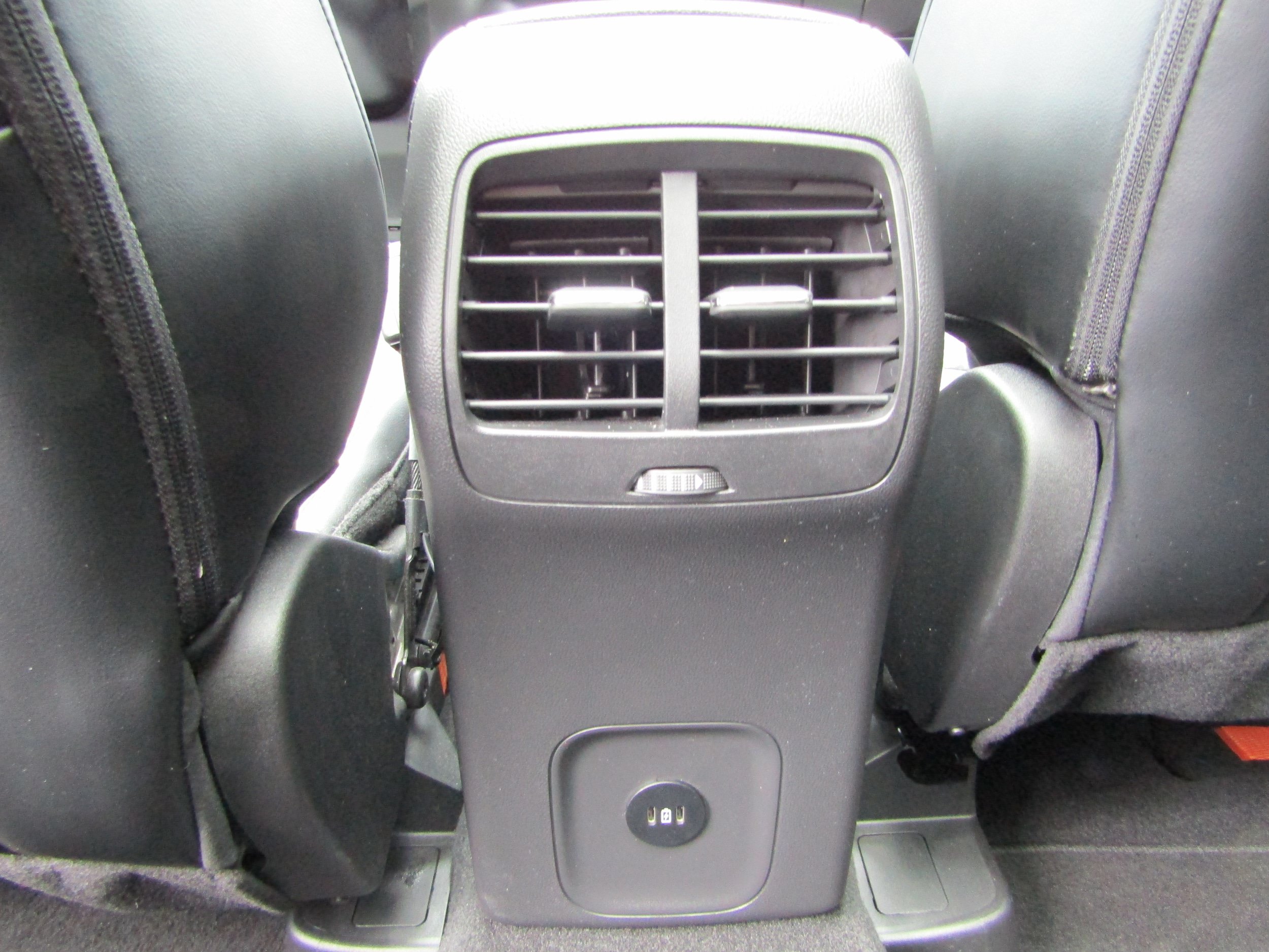 Used 2024 Ford Escape ST-Line Select w/ Tech Pack #2 AWD/4WD image 30