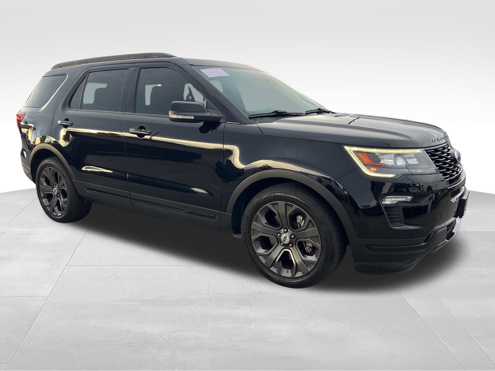 Used 2018 Ford Explorer Sport w/ Equipment Group 401A image 3