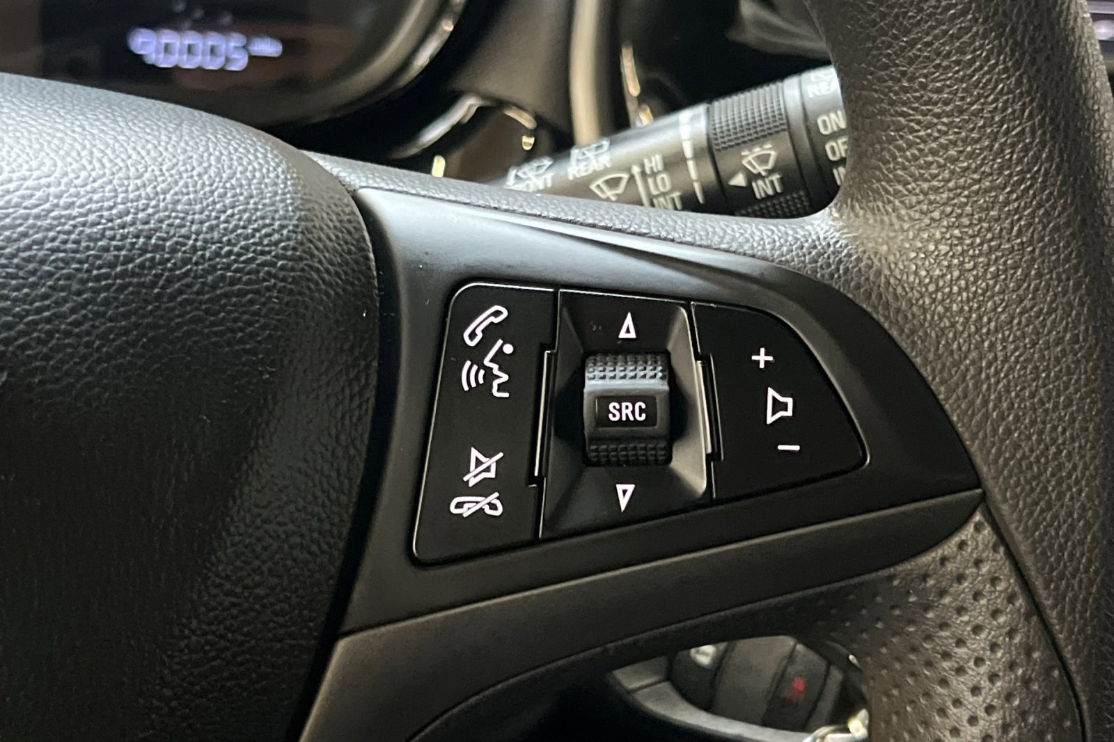 Used 2021 Chevrolet Spark LT image 31