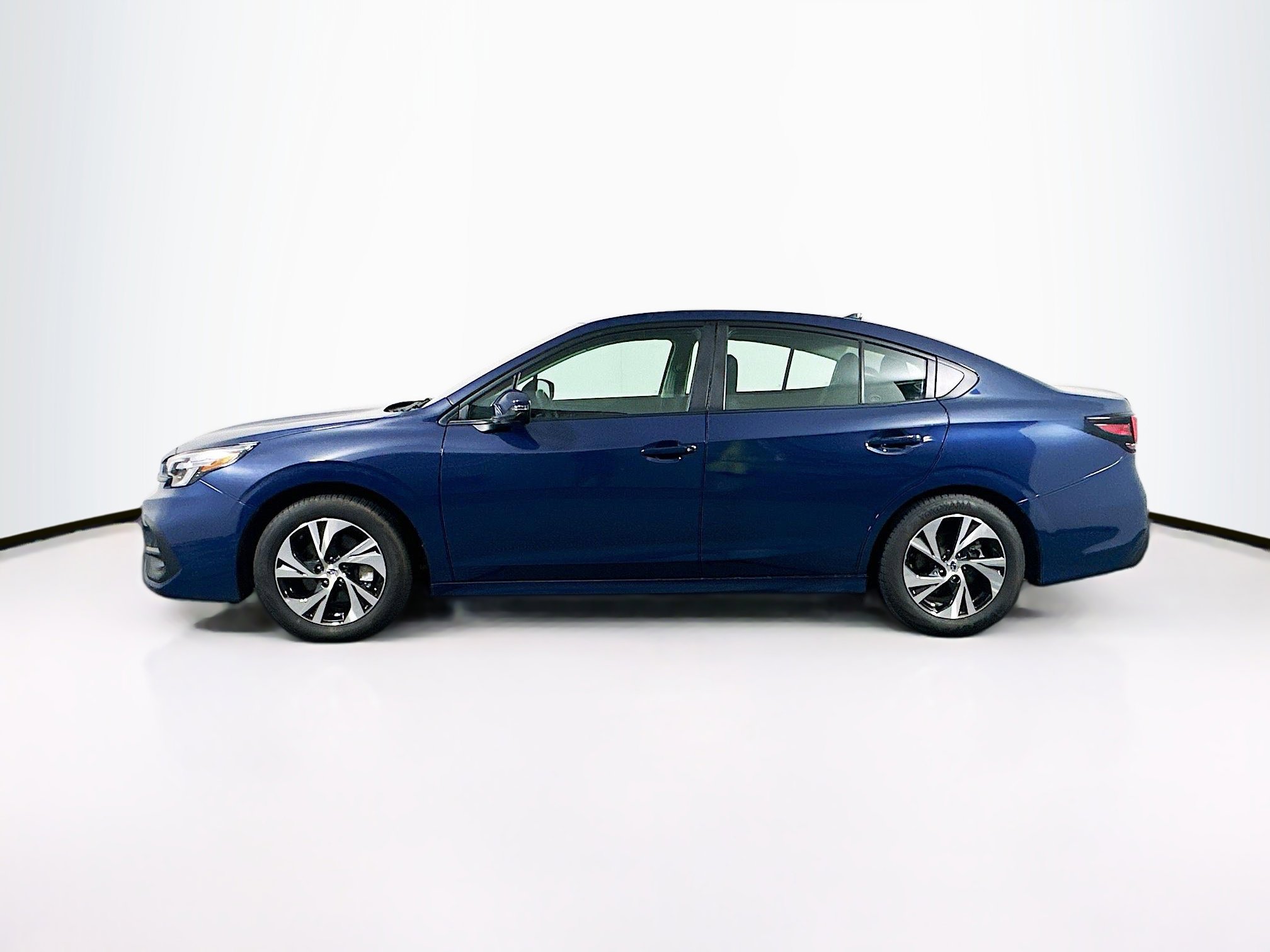 Used 2025 Subaru Legacy Premium AWD/4WD image 4