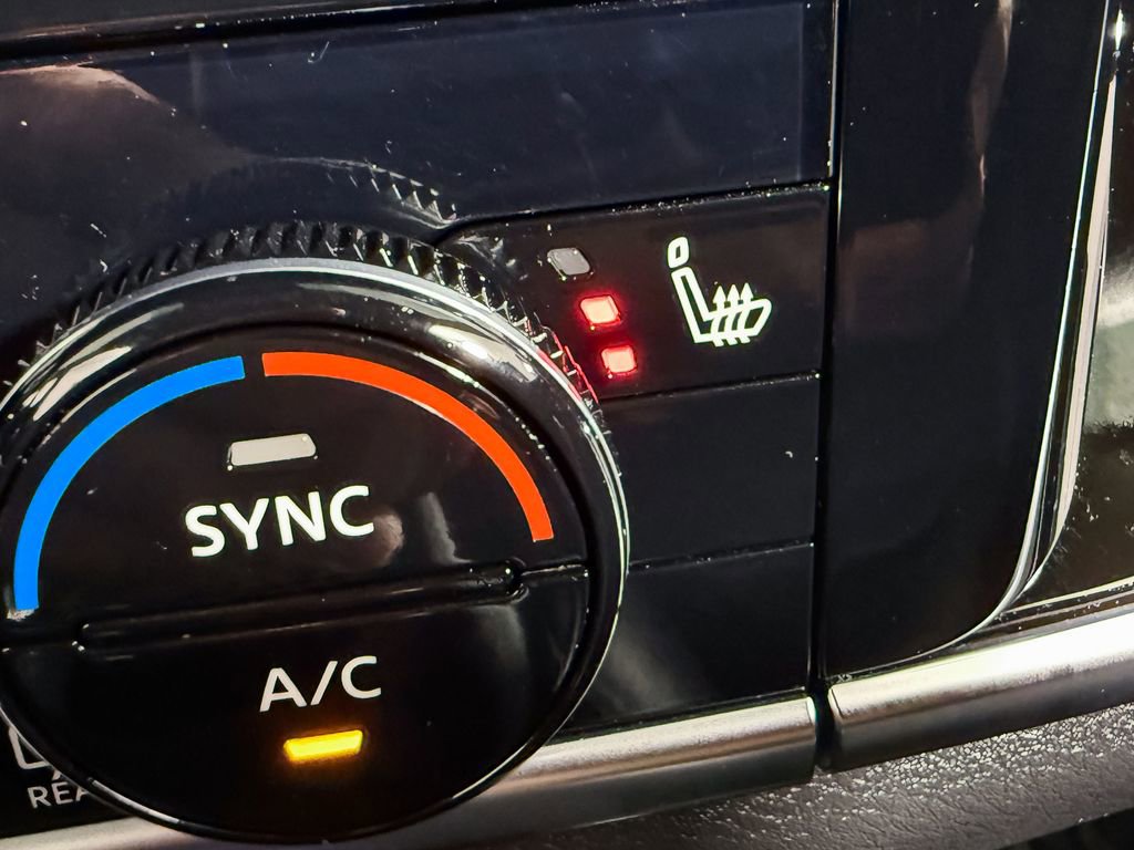 Certified 2024 Nissan Rogue SL image 20