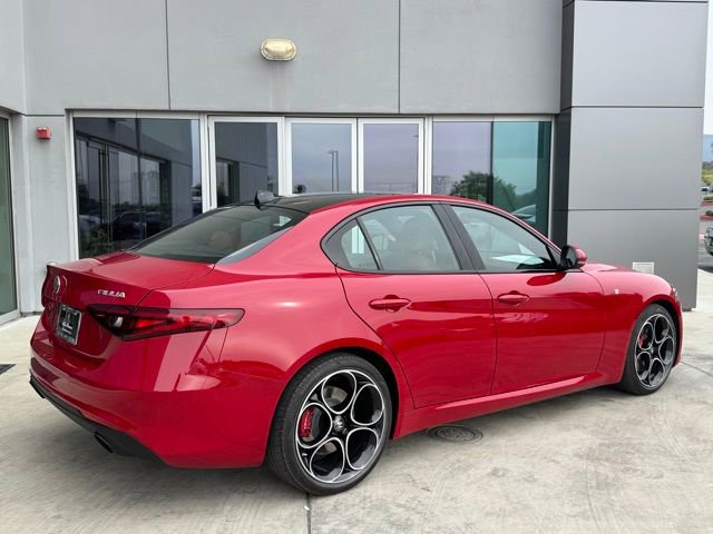 Used 2023 Alfa Romeo Giulia Ti w/ Active Assist Plus Package image 8