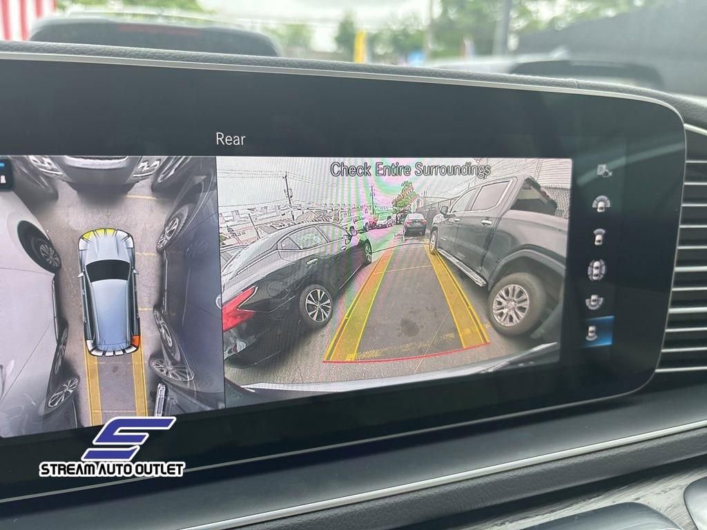 Used 2022 Mercedes-Benz GLS 450 4MATIC image 36