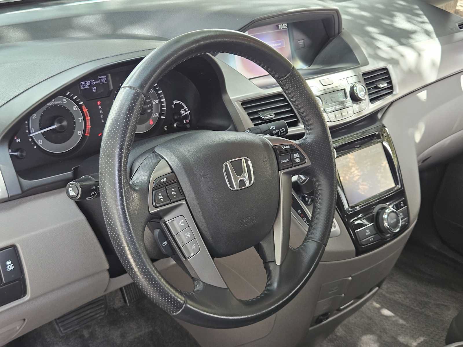 Used 2016 Honda Odyssey EX-L image 2