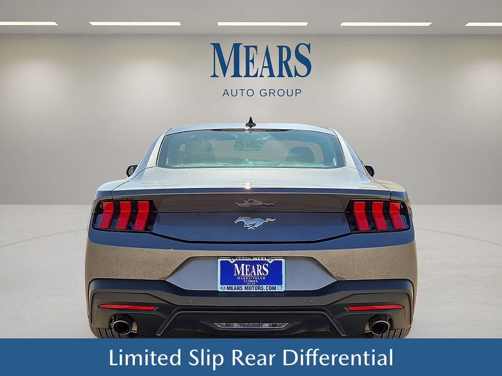 Used 2024 Ford Mustang EcoBoost image 5