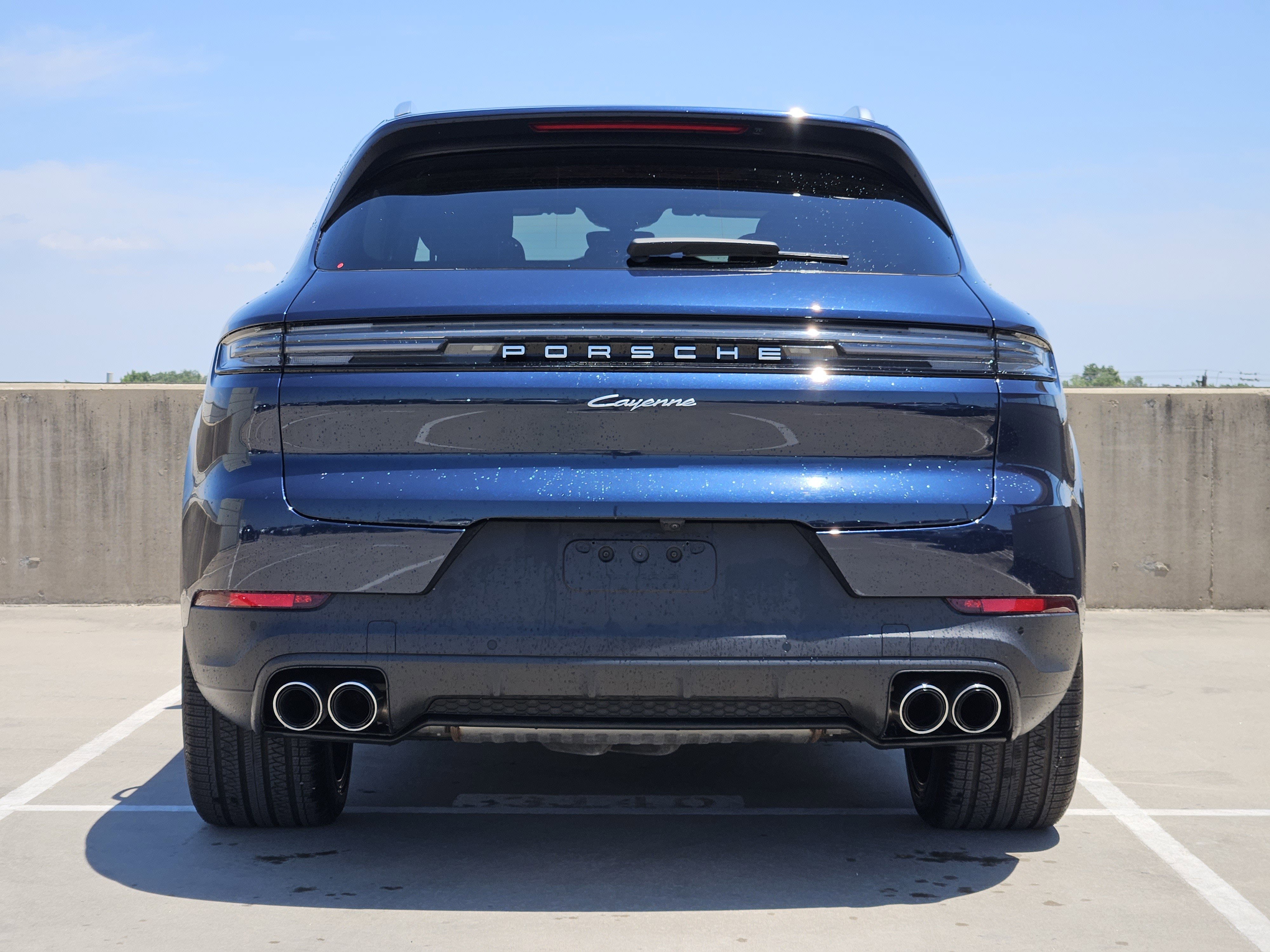 Certified 2025 Porsche Cayenne AWD/4WD image 7