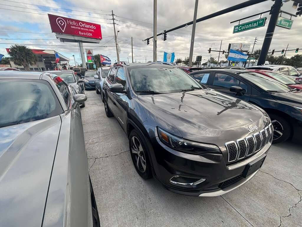 Used 2020 Jeep Cherokee Limited image 16