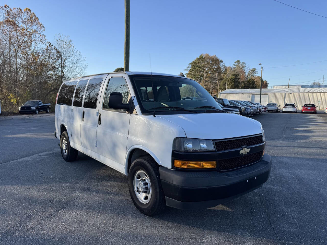 Used 2020 Chevrolet Express 2500 LS w/ Driver Convenience Package RWD image 2