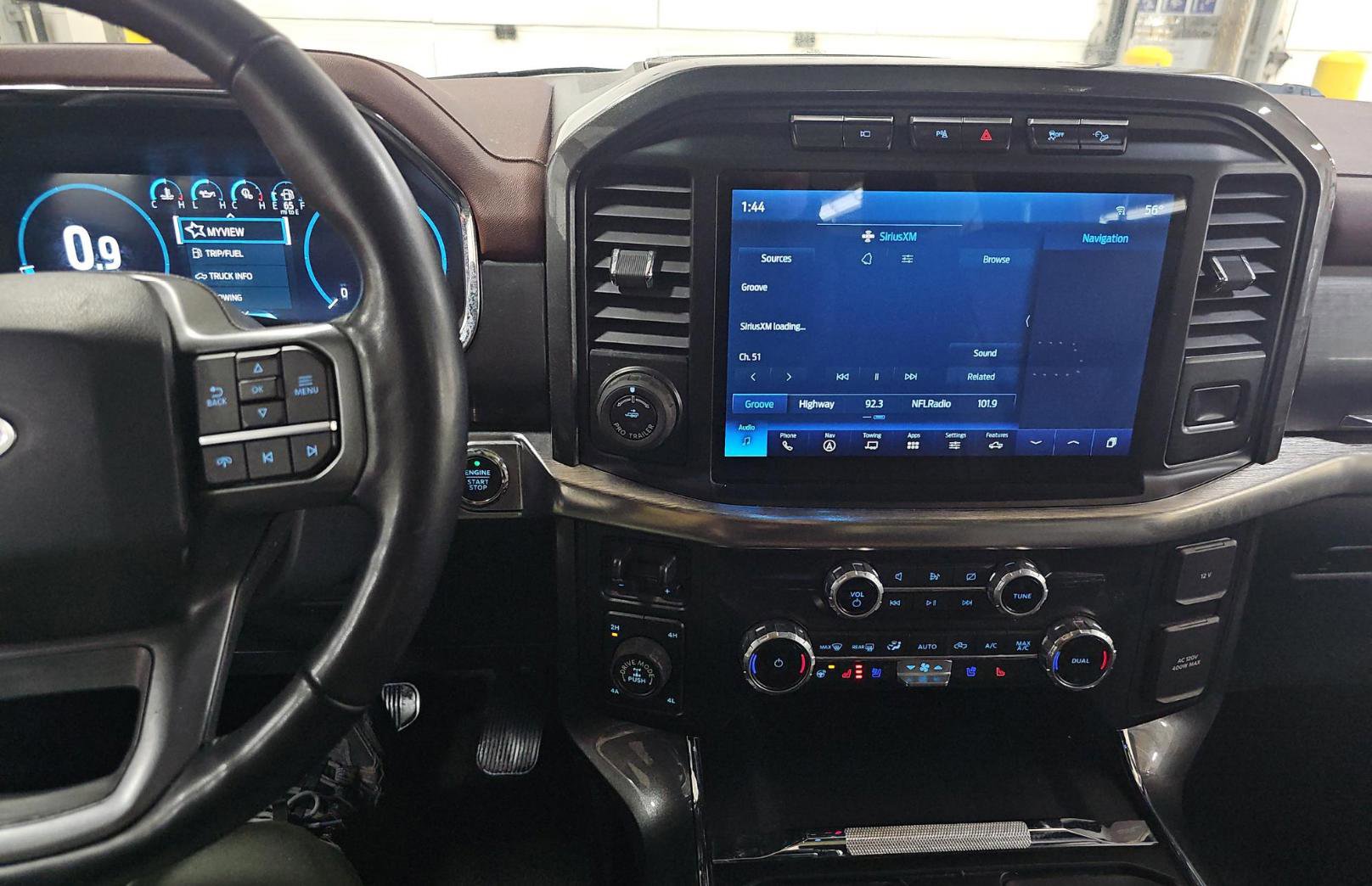 Used 2022 Ford F150 Lariat w/ Equipment Group 502A High image 15