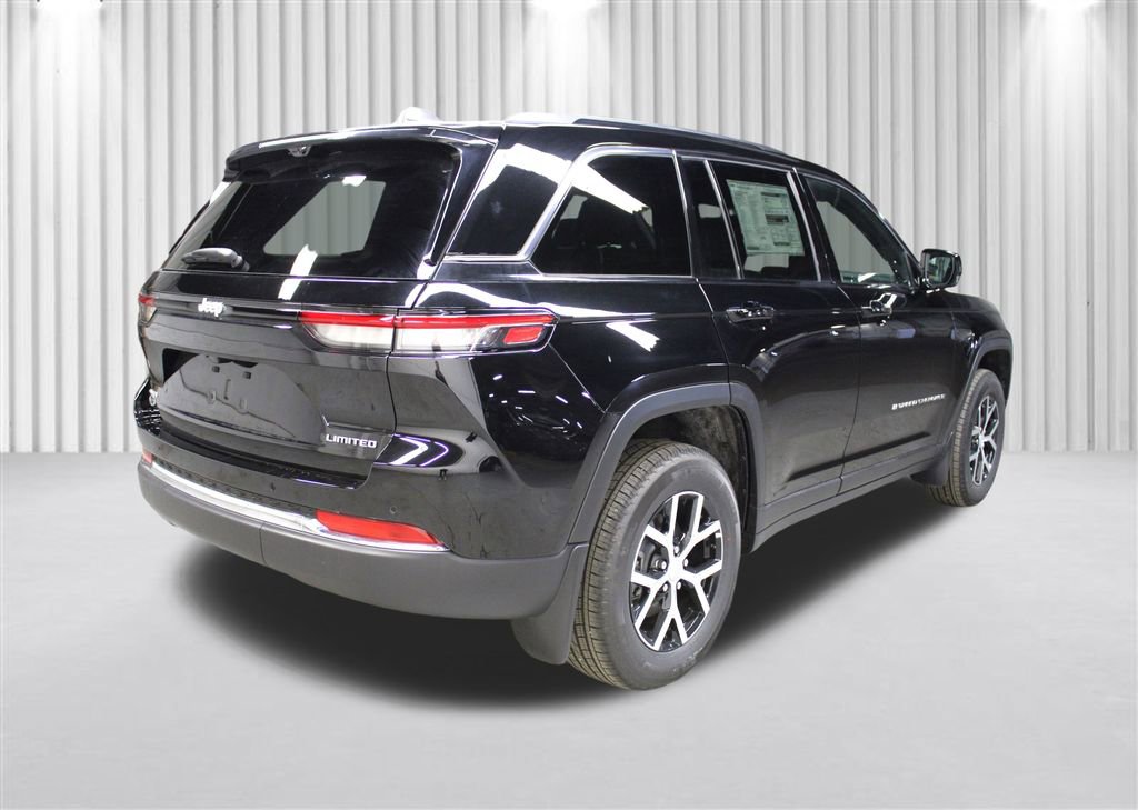 New 2025 Jeep Grand Cherokee Limited w/ Luxury Tech Group II image 3