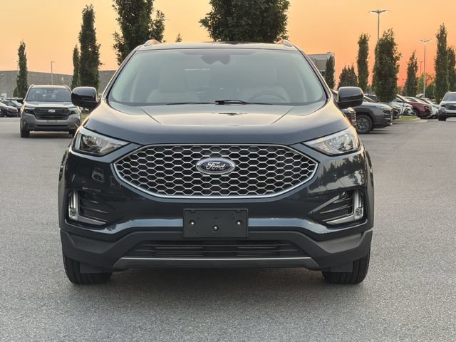 Used 2024 Ford Edge SEL w/ Convenience Package AWD/4WD image 8