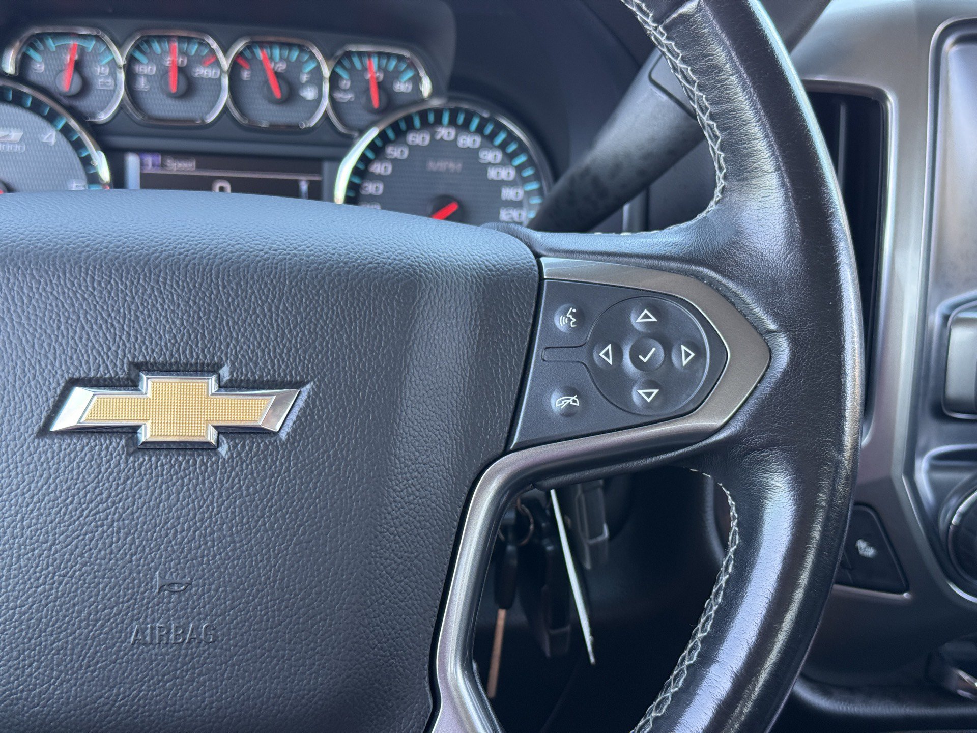 Used 2018 Chevrolet Silverado 1500 LT w/ All Star Edition AWD/4WD image 21